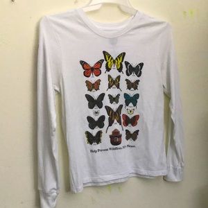 🚨Sale, Juniors Sm Butterfly 🦋 shirt long sleeve